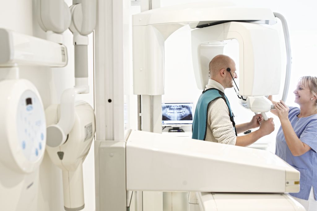 Røntgen og CBCT-scanning